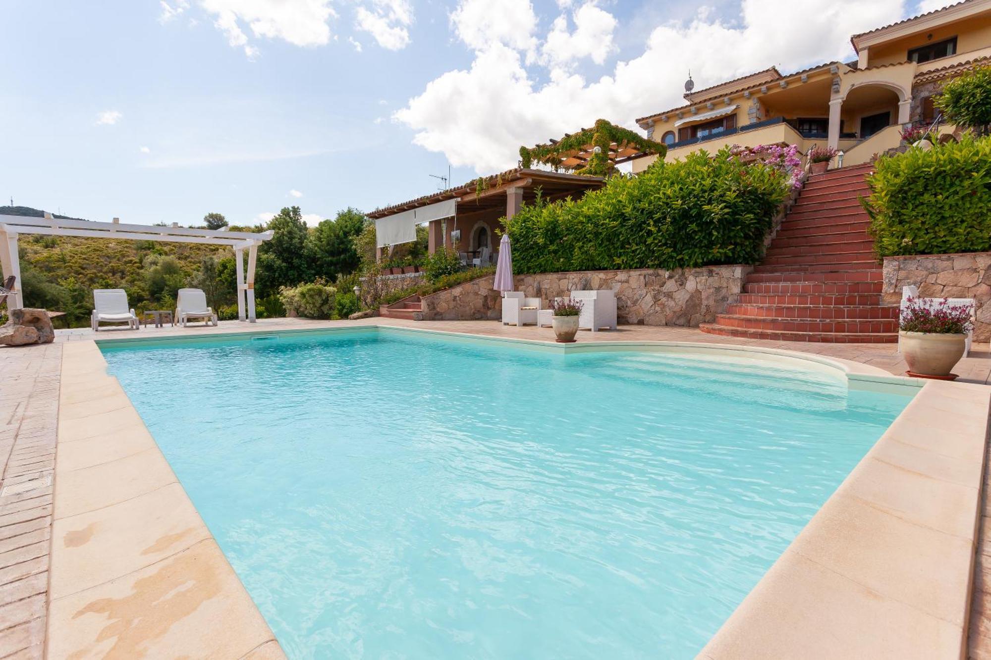 Domus Francy Hotel San Teodoro  Exterior photo