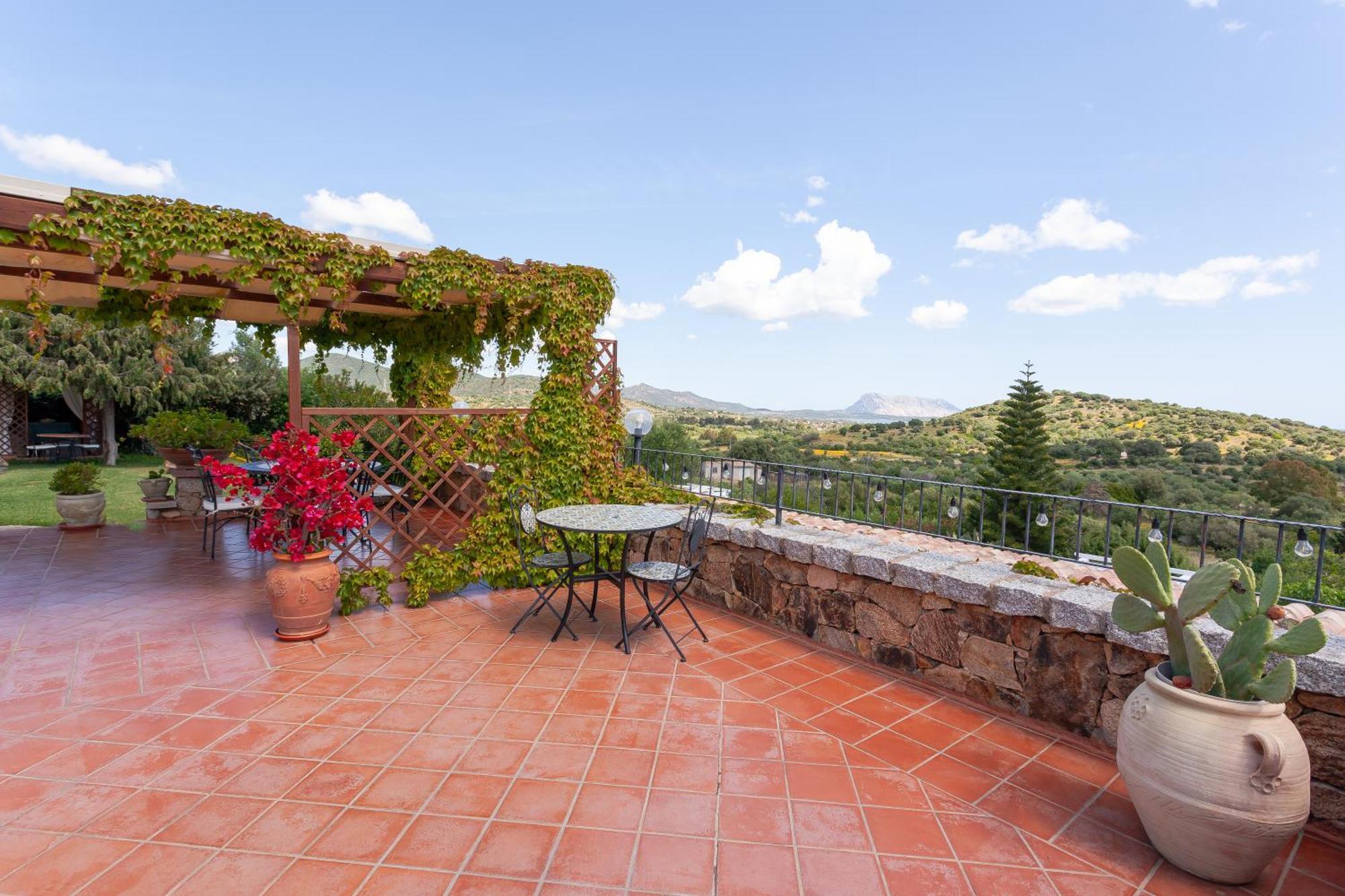 Domus Francy Hotel San Teodoro  Exterior photo